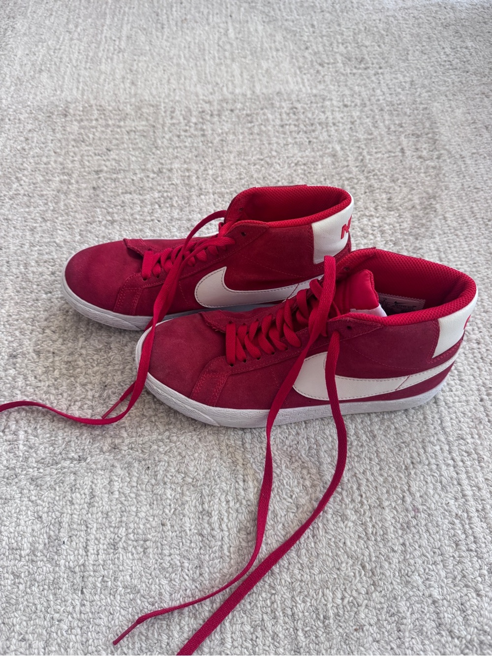 Nike SB Zoom Blazer Mid University Red Suede Men’s Size 6